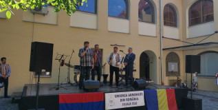 Cluj / Festivalul „Curtea Armenească”, ediția a 3-a