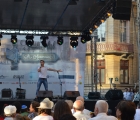 Pe scena
