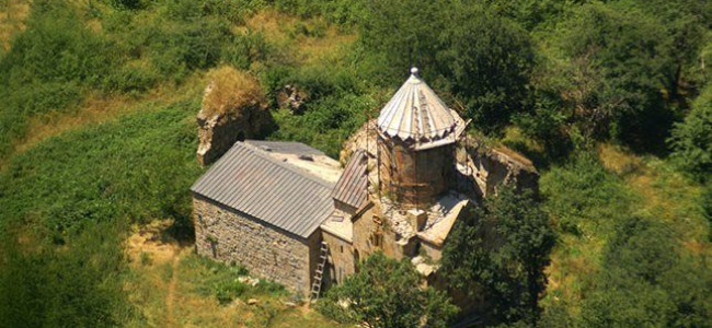 COMORILE DIN ARȚAKH: Complexul monahal GĂTCEAVANQ