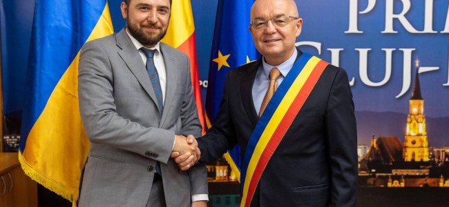 Ambasadorul Tigran Galstyan a avut o întâlnire cu Primarul municipiului Cluj-Napoca, Emil Boc Ambasadorul Tigran Galstyan a avut o întâlnire cu Primarul municipiului Cluj-Napoca, Emil Boc