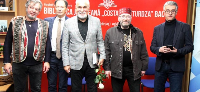 IULIAN PĂSCĂLUȚĂ : Varujan Vosganian,… IULIAN PĂSCĂLUȚĂ : Varujan Vosganian,…