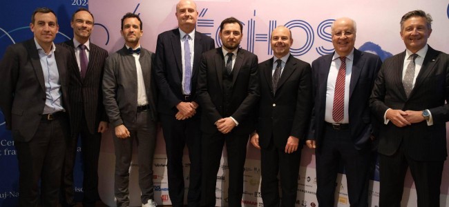 Premiera filmului „Domnul Aznavour” la București Premiera filmului „Domnul Aznavour” la București