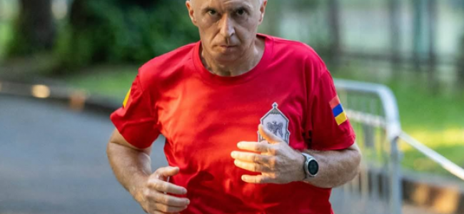Un nou succes al maratonistului  gherlean  de origine armeană    Un nou succes al maratonistului  gherlean  de origine armeană