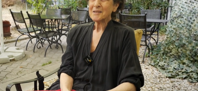„Din noaptea pământului”, expoziție realizată de artista Alexandra Vassilikian „Din noaptea pământului”, expoziție realizată de artista Alexandra Vassilikian