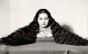 Prima femeie fotograf de studio din Turcia – povestea de viață a armencei Maryam Şahinyan Prima femeie fotograf de studio din Turcia – povestea de viață a armencei Maryam Şahinyan