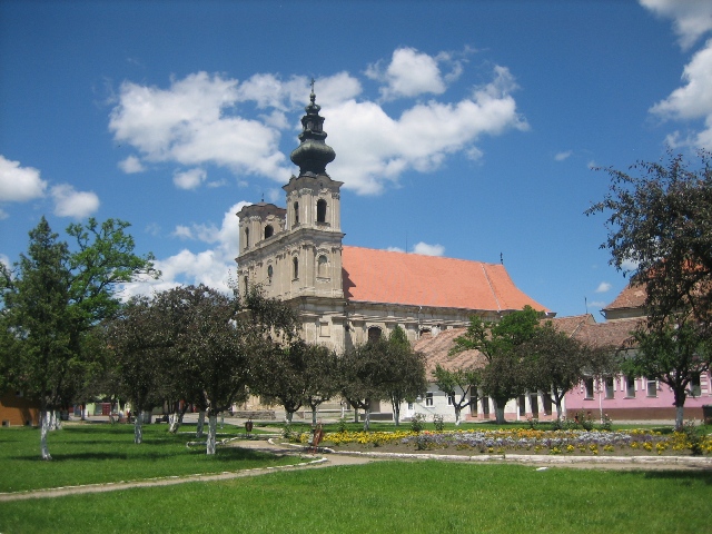 Dumbraveni-catedrala-armeano-catolica